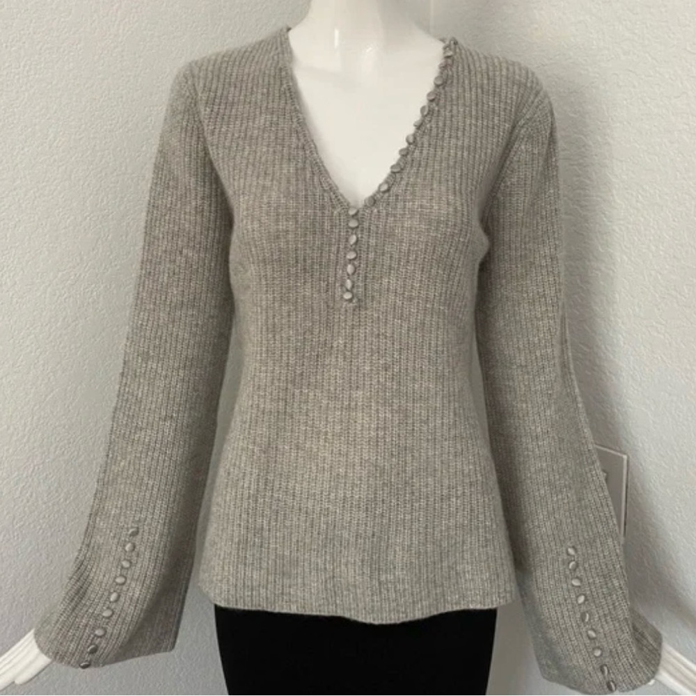 Gray V-Neck Women's Cashmere Sweater — 10 Crosby by Derek Lam